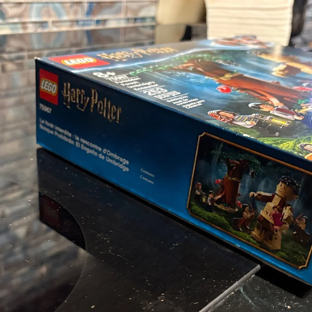 Lego Harry Potter Forbidden Forest Playset with Green Tree and Brown Giant - Picture 3 of 4